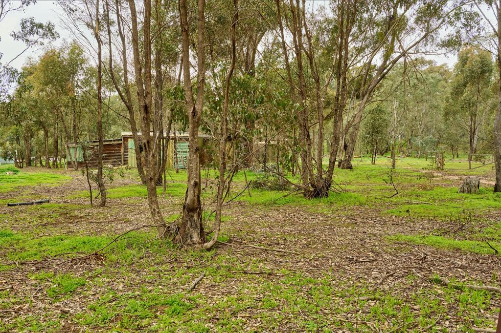 215 Hirds Rd, Heathcote, VIC 3523