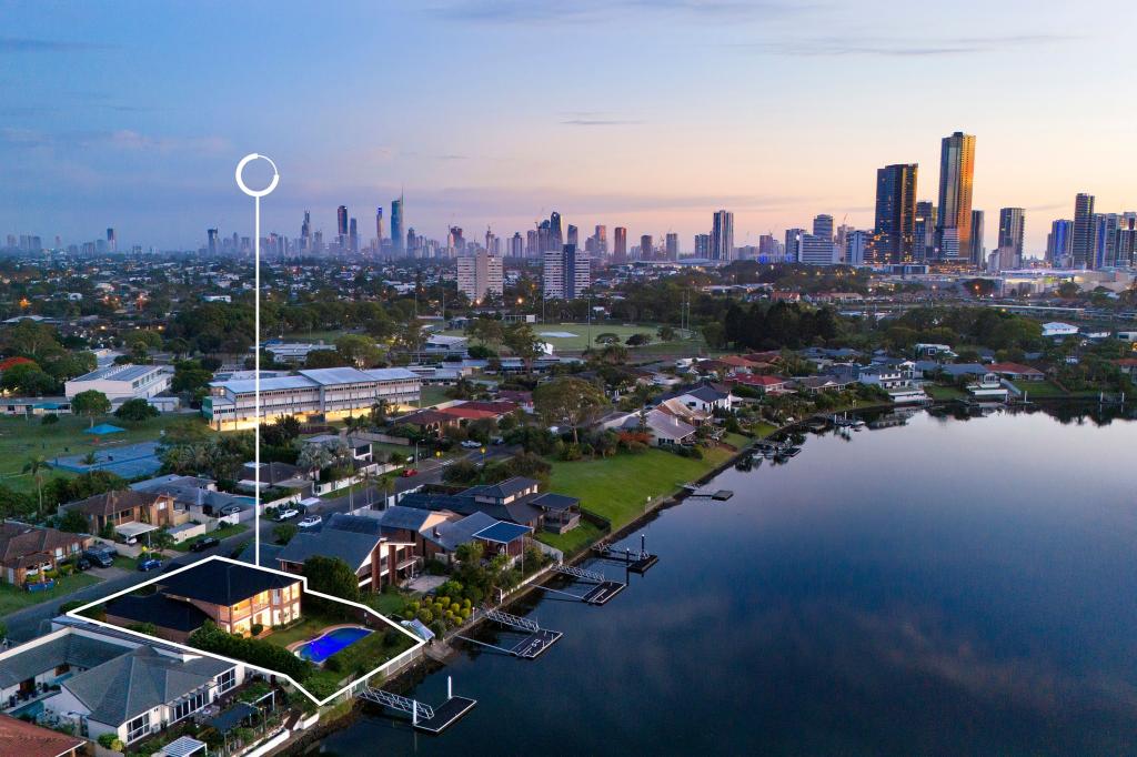 19 Volante Cres, Mermaid Waters, QLD 4218