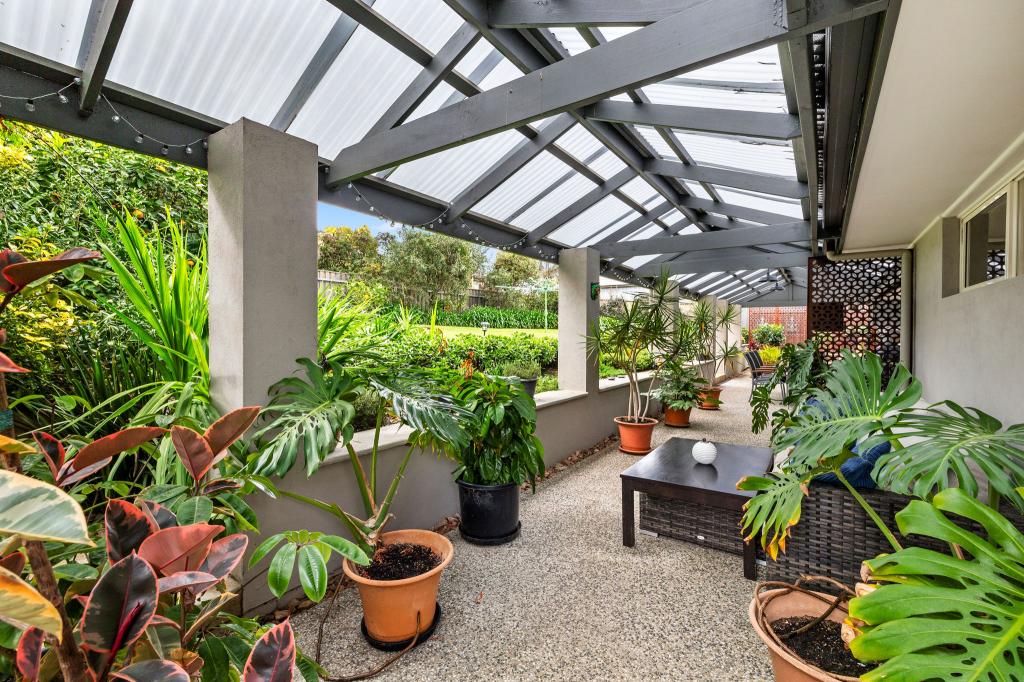 21 Sheoak Cres, Aberfoyle Park, SA 5159