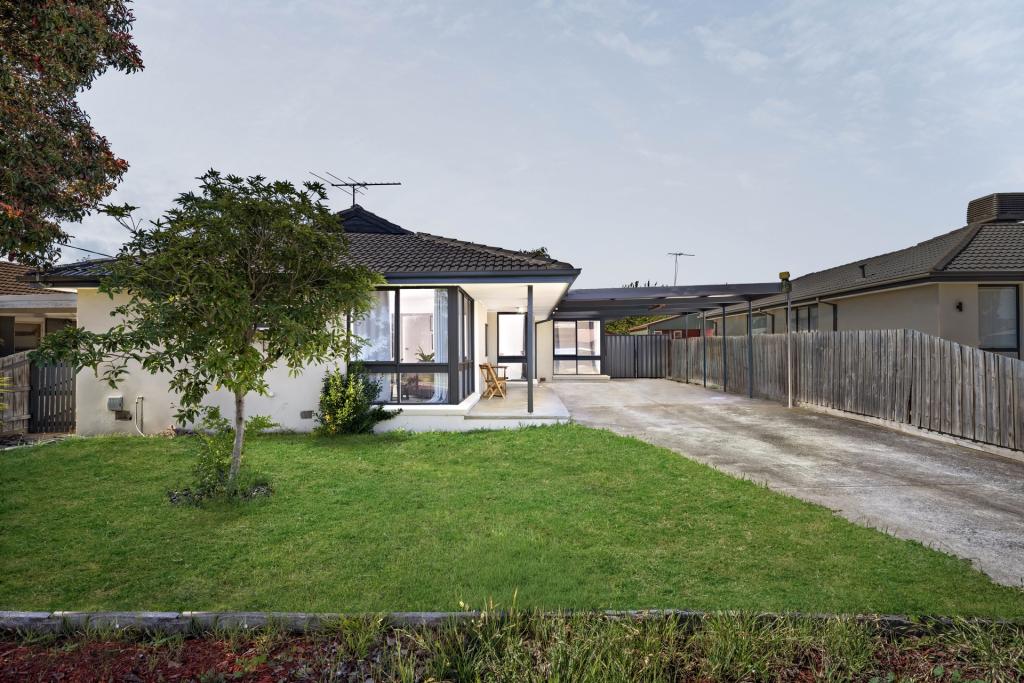 30 NEERIM ST, MELTON SOUTH, VIC 3338