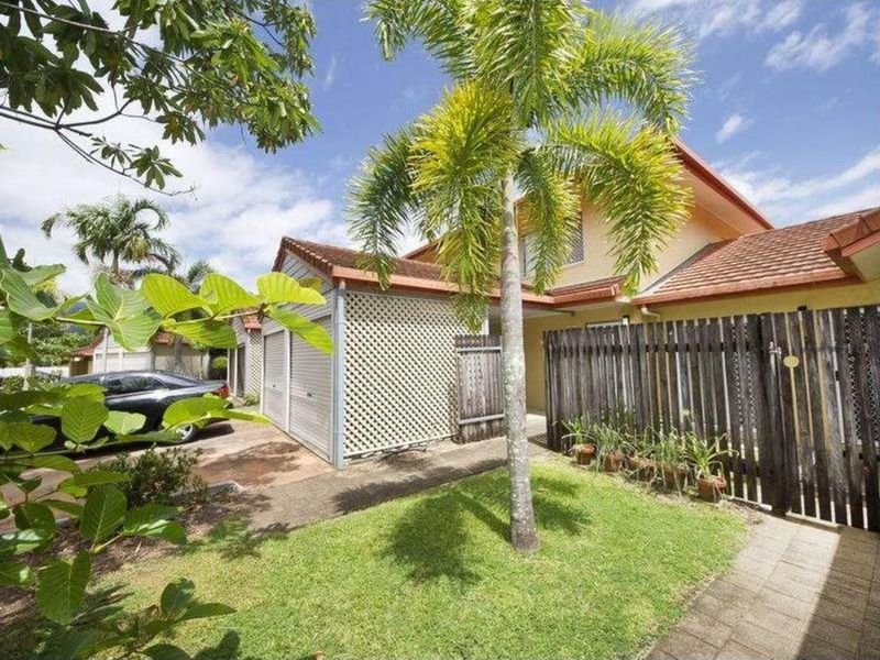 1/2-5 Marella Cl, Manoora, QLD 4870