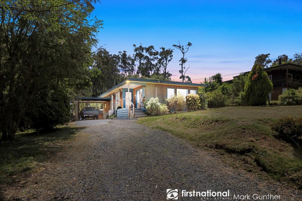 17 Beverley Dr, Healesville, VIC 3777