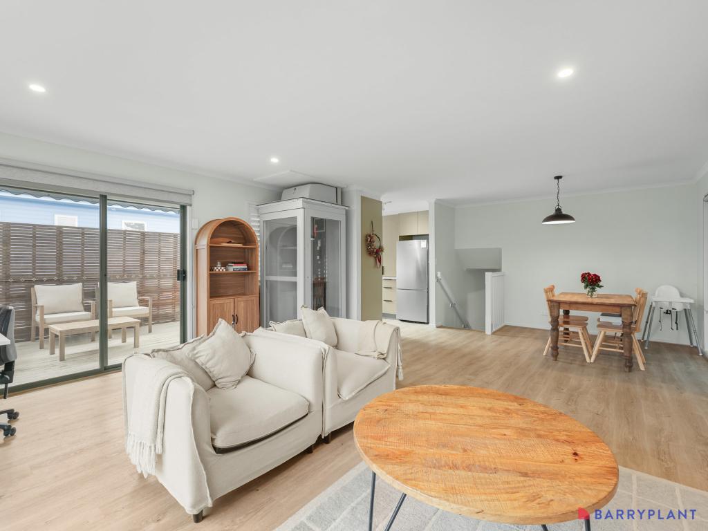 108 Red Rocks Rd, Cowes, VIC 3922