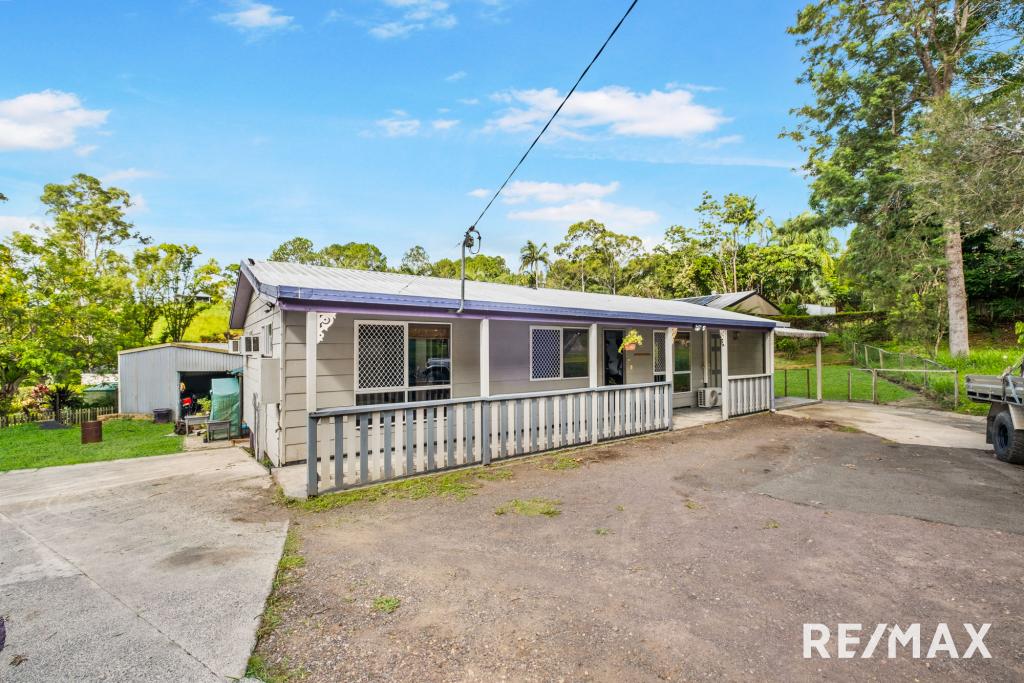 14 Thomas Cres, Nambour, QLD 4560