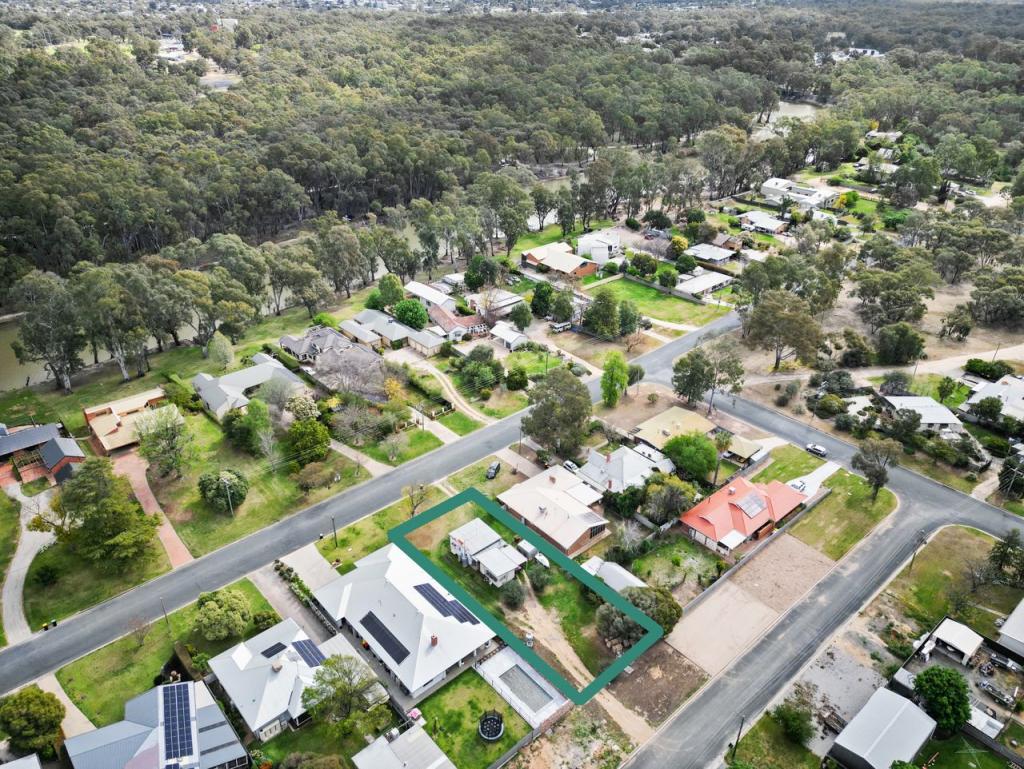 257 River St, Deniliquin, NSW 2710