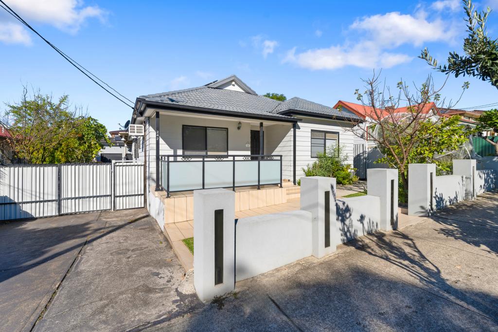 242 Park Rd, Berala, NSW 2141