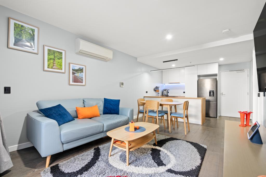 201/82 Bulla Rd, Strathmore, VIC 3041