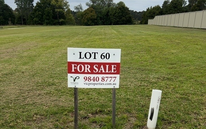 Lot 60/26 Whitworth Dr, Nicholson, VIC 3882