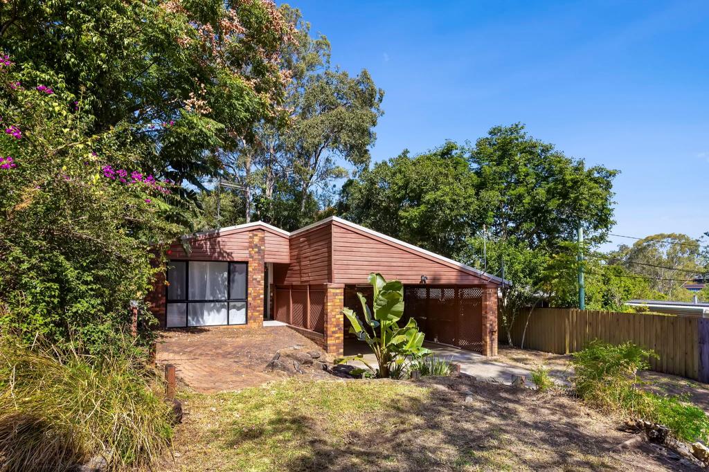 7 Wandella St, Chapel Hill, QLD 4069