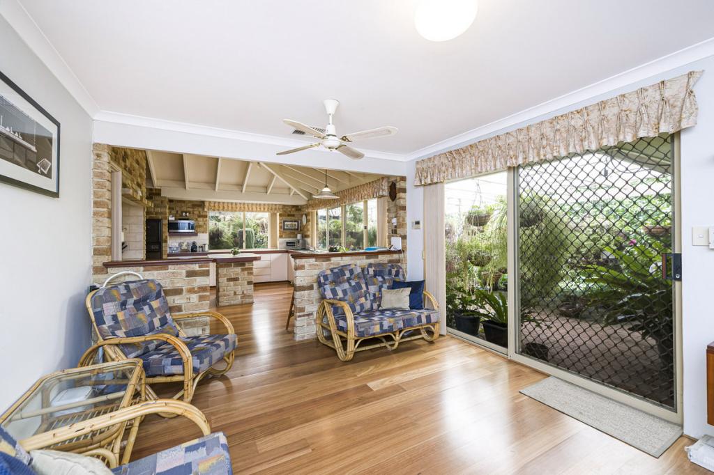 28b Lawley St, North Beach, WA 6020