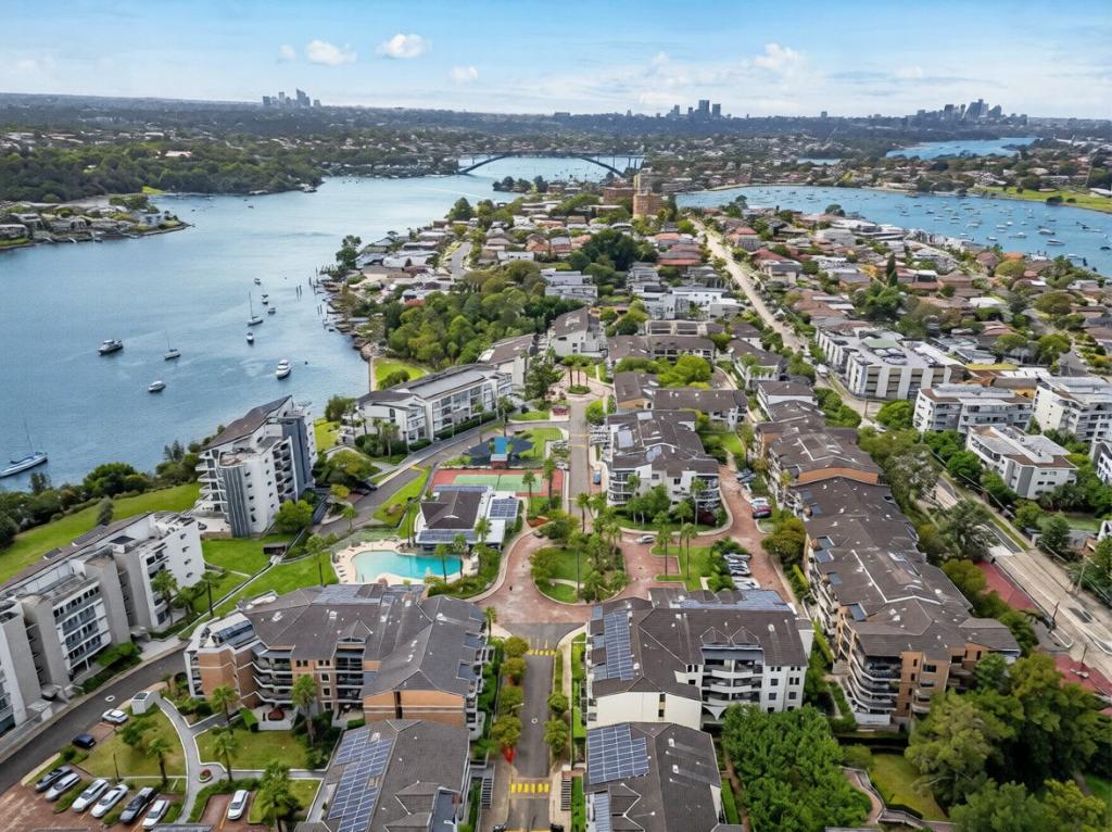 165/4 Dolphin Cl, Chiswick, NSW 2046