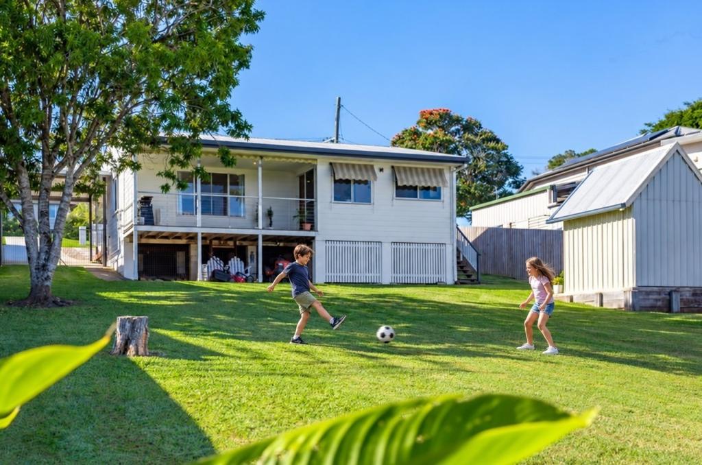 42 Wattle St, Cooroy, QLD 4563