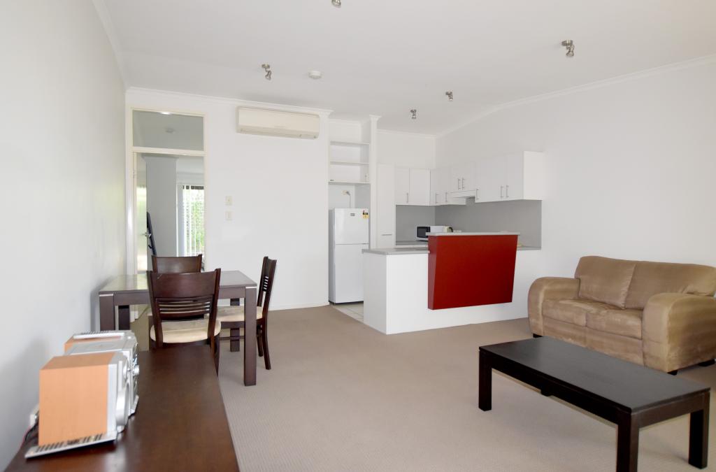 4/24 Kent St, West Gladstone, QLD 4680