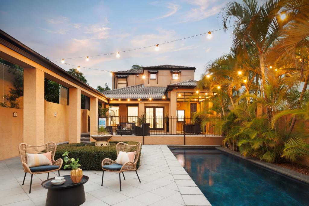 58 Gordon Tce, Indooroopilly, QLD 4068