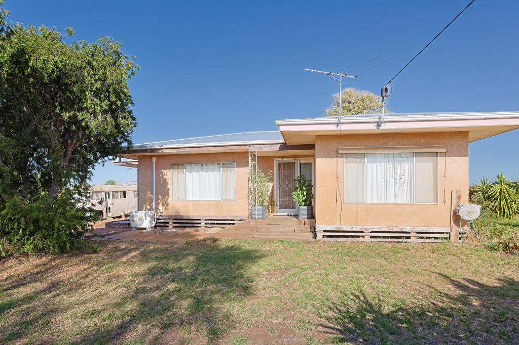 680 DAIRTNUNK AVE, CARDROSS, VIC 3496