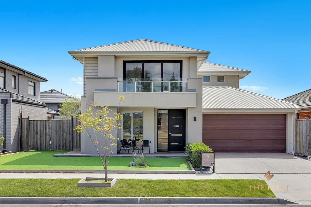 9 JOYOUS ST, WYNDHAM VALE, VIC 3024