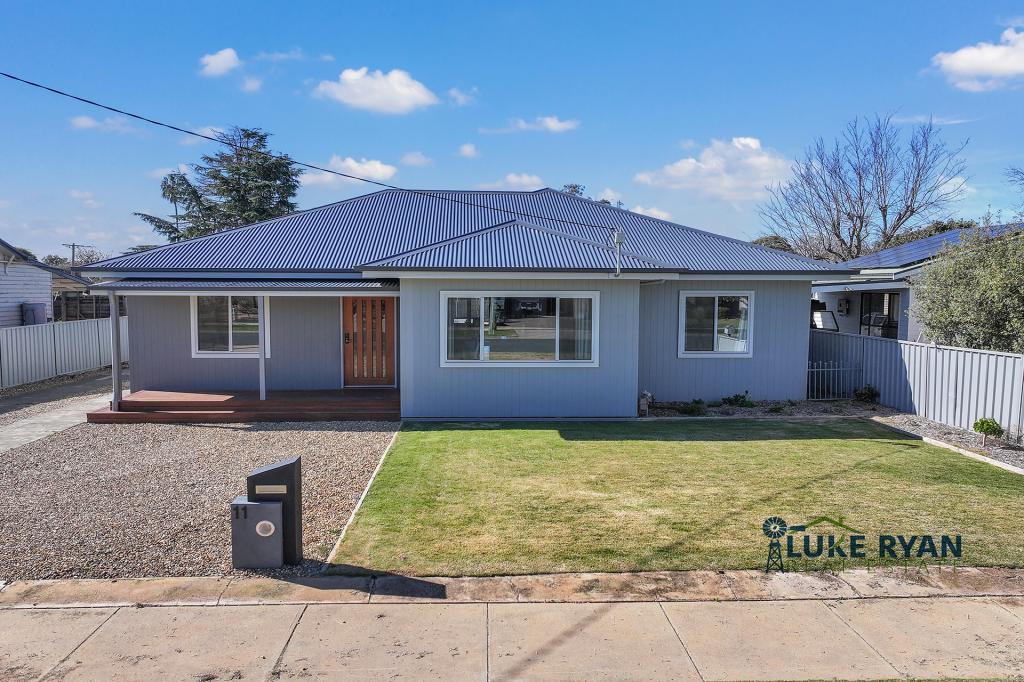 11 Queen St, Rochester, VIC 3561