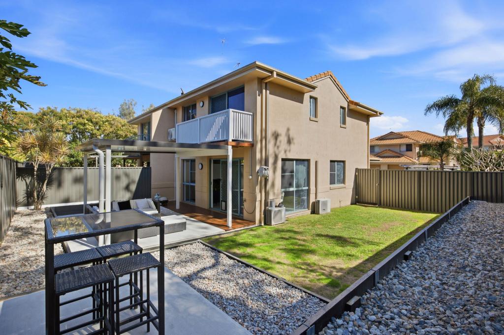 3/121-125 Greenacre Dr, Parkwood, QLD 4214
