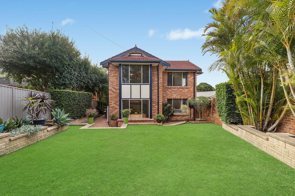 8 Oxford Falls Rd, Beacon Hill, NSW 2100