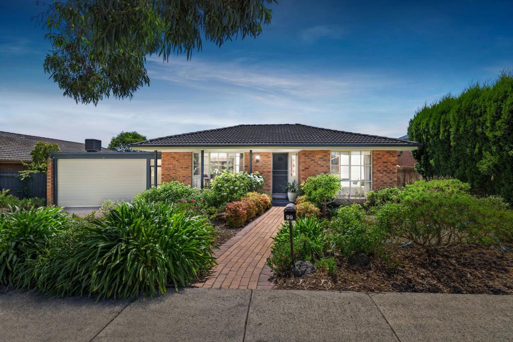 99 Mowbray Dr, Wantirna South, VIC 3152