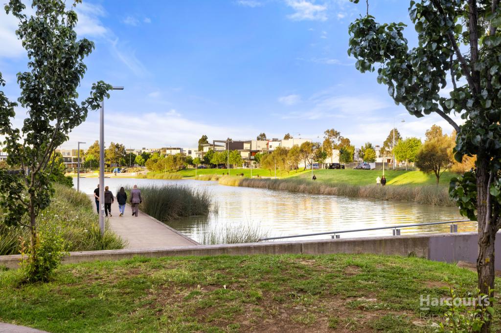 16 Caravel Lane, Caroline Springs, VIC 3023