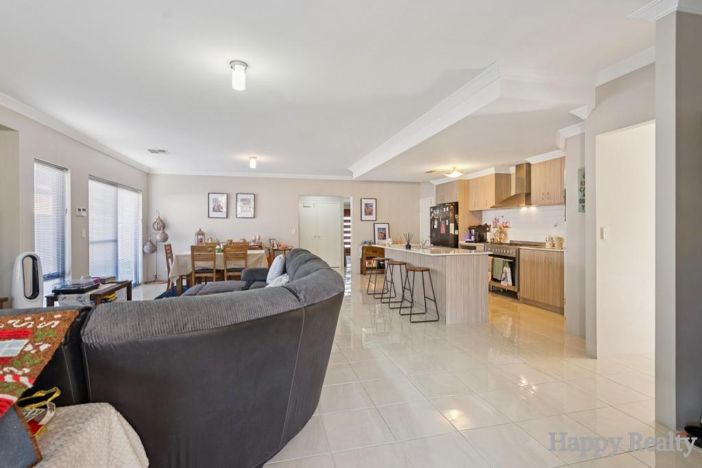 24 Laggan Rd, Canning Vale, WA 6155