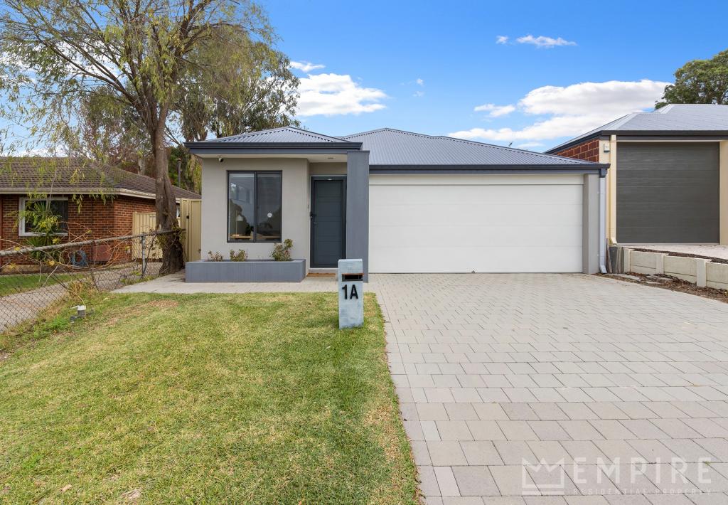 1a Romeo Rd, Coolbellup, WA 6163