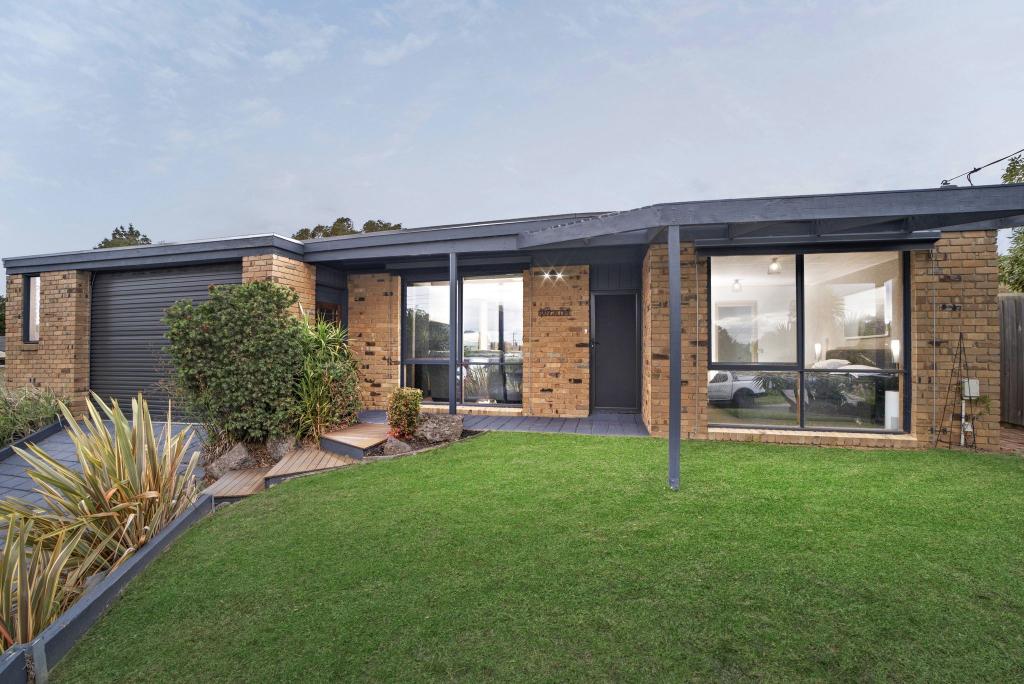 6 Bolton Ct, Langwarrin, VIC 3910