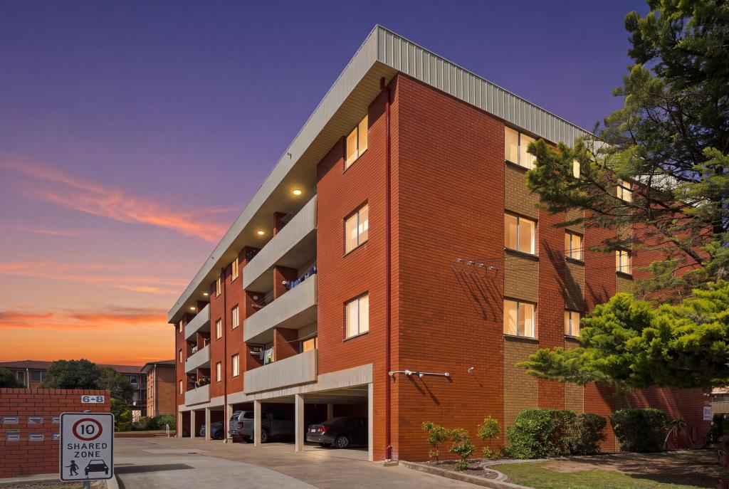 2/6-8 King St, Crestwood, NSW 2620