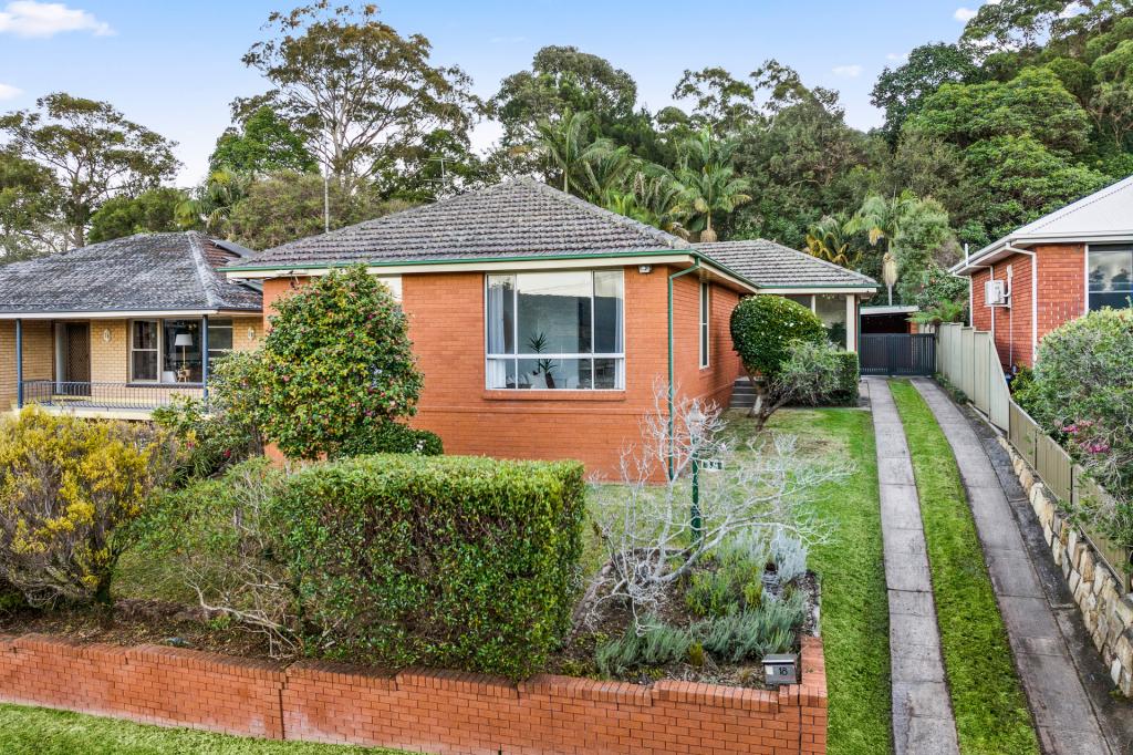 18 Georgina Ave, Keiraville, NSW 2500