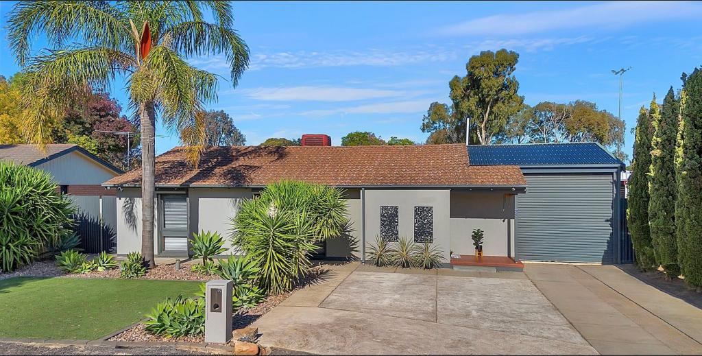 35 Correena Ave, Paralowie, SA 5108