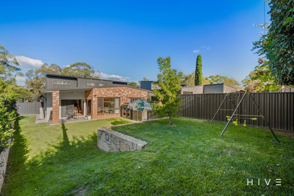 30a Hodgson Cres, Pearce, ACT 2607