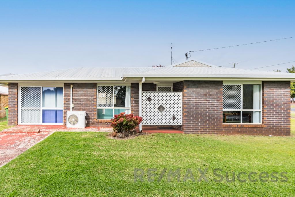 460 West St, Kearneys Spring, QLD 4350