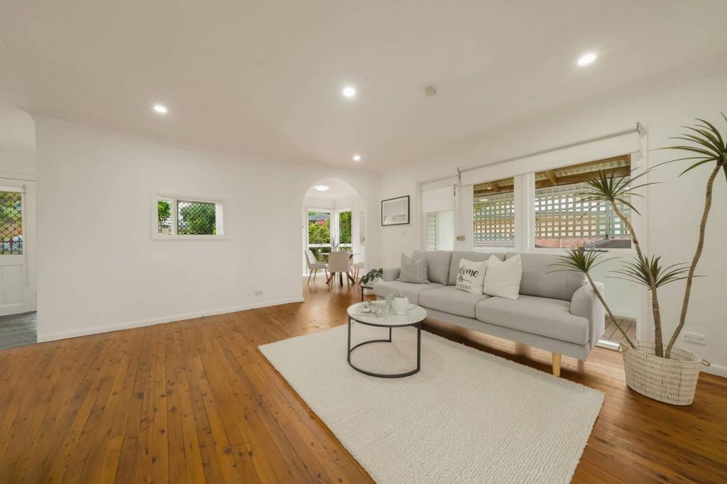 4 Rogers Pl, Campbelltown, NSW 2560