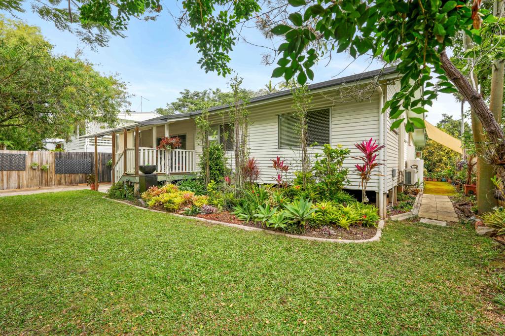 23 Headrick St, Manunda, QLD 4870