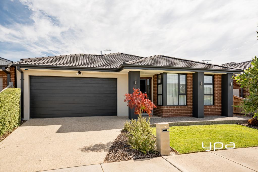 16 ROSEHILL WAY, DIGGERS REST, VIC 3427