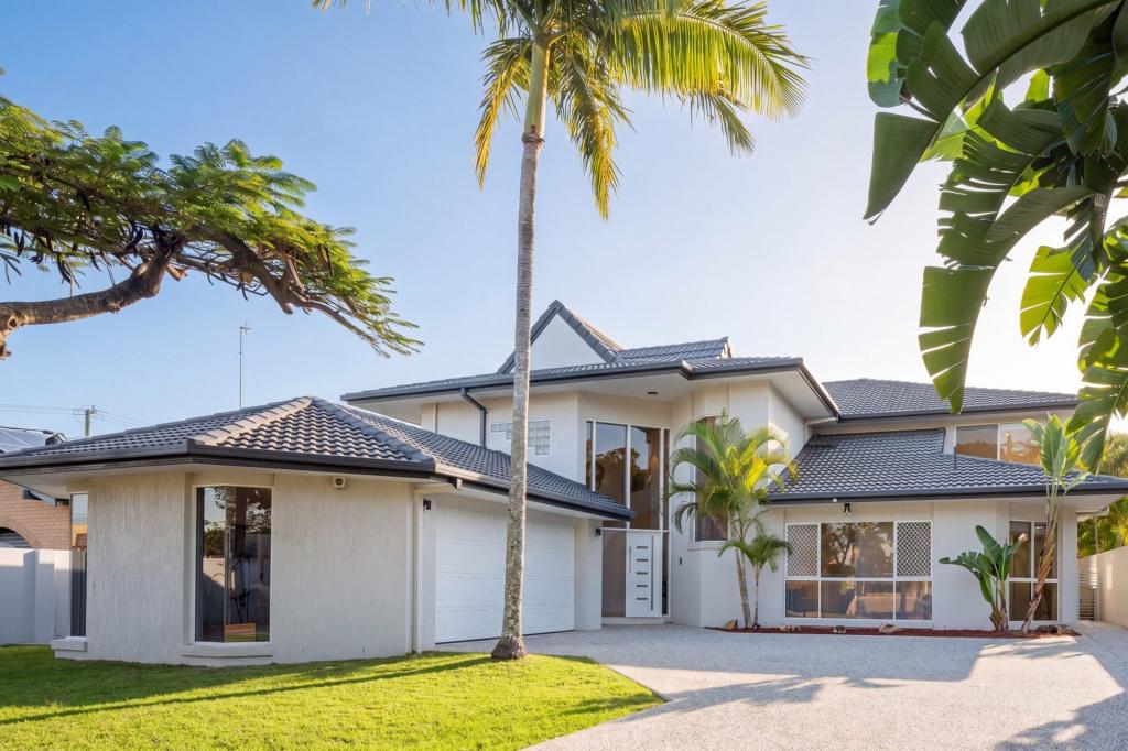 4 Gibraltar Dr, Surfers Paradise, QLD 4217