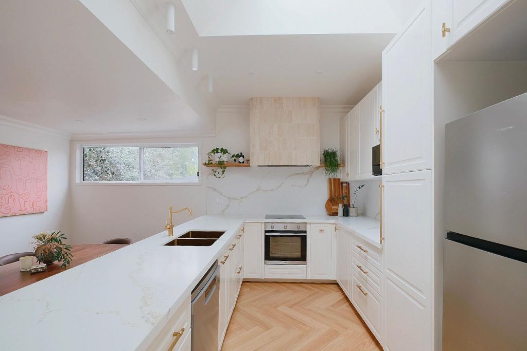 75 Bonds Rd, Peakhurst, NSW 2210