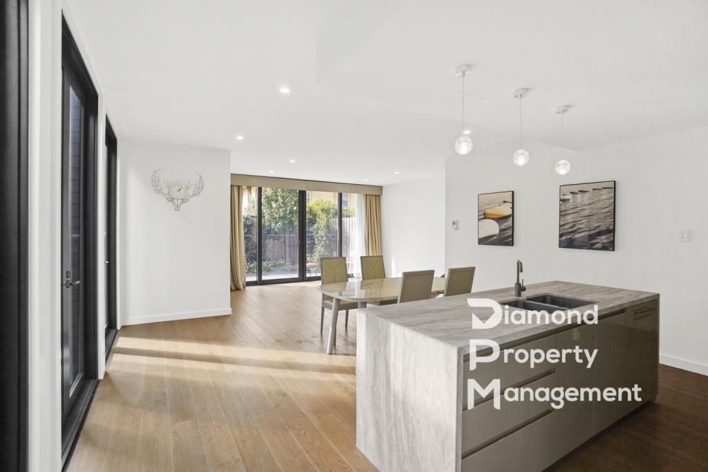 4/1289 Burke Rd, Kew, VIC 3101