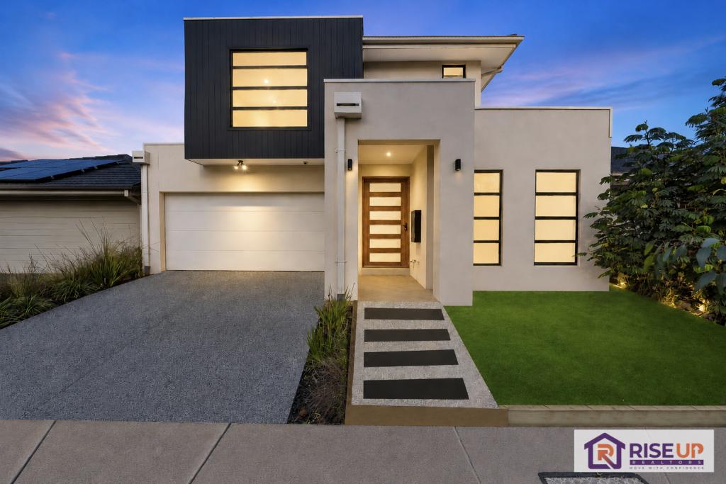 4 Carfin Cct, Thornhill Park, VIC 3335