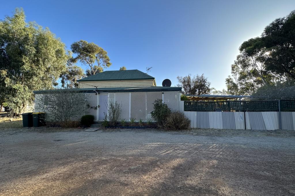 20 Dijon St, Katanning, WA 6317