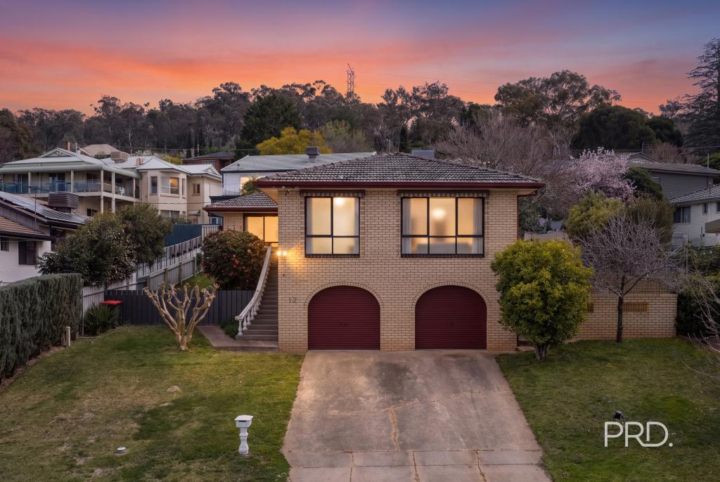 12 Panorama St, Kooringal, NSW 2650