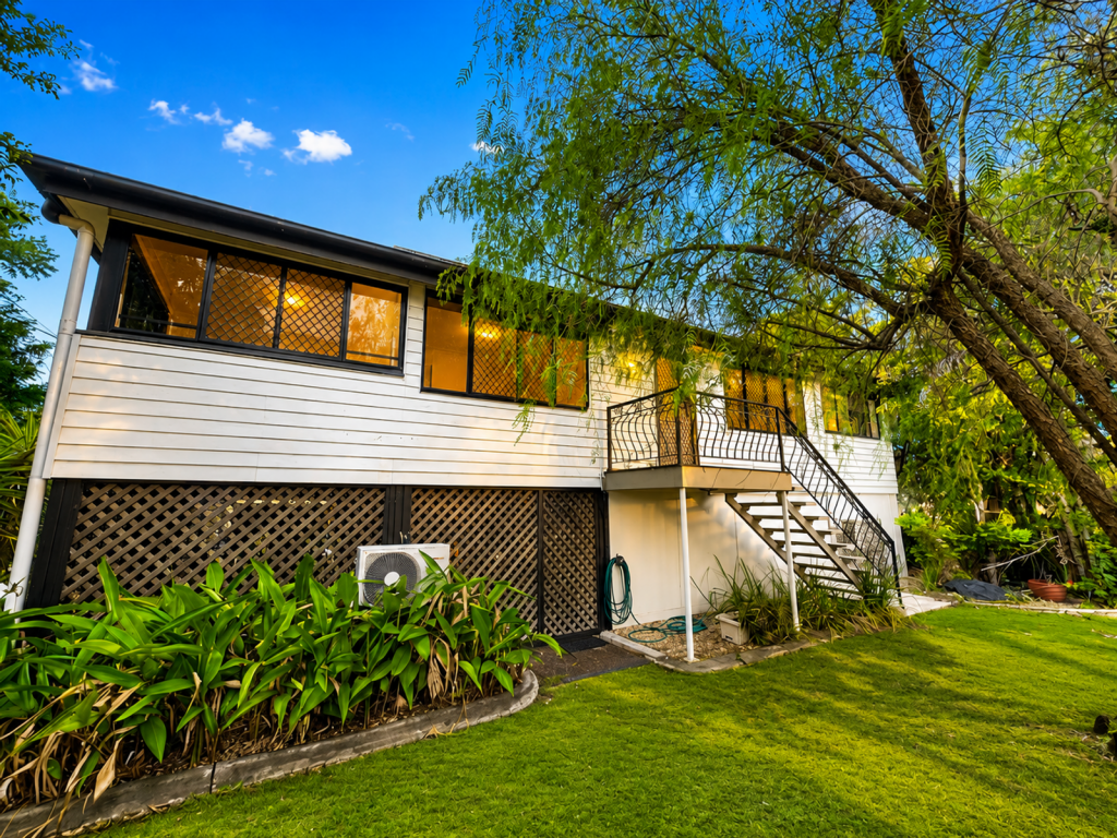 50 Haynes St, Park Avenue, QLD 4701