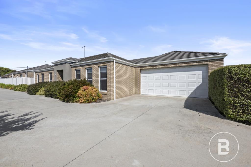 2/11 HIGHAM ST, MARYBOROUGH, VIC 3465