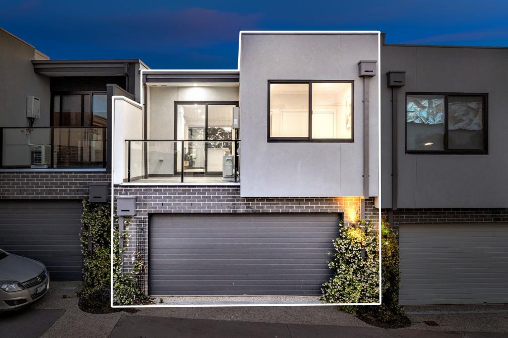 41 Creekview Way, Cranbourne West, VIC 3977