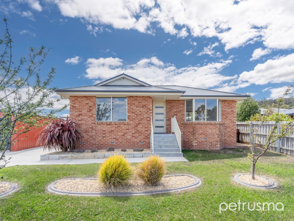 18 Cavenor Dr, Oakdowns, TAS 7019