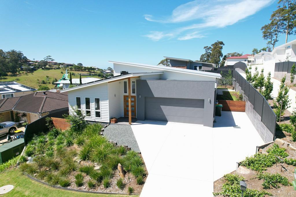 49 Warbler Cres, North Narooma, NSW 2546