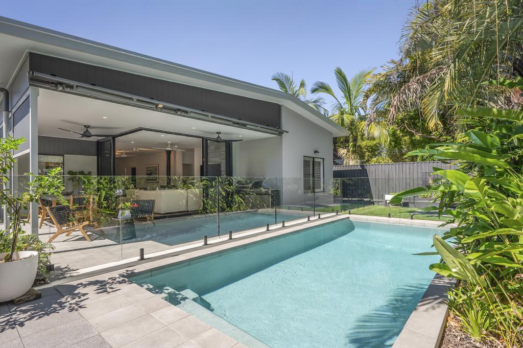 49 PACIFIC AVE, SUNSHINE BEACH, QLD 4567