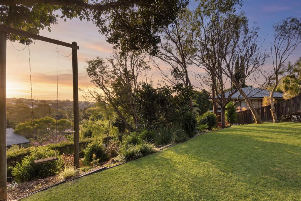20 Donegal Ct, Banora Point, NSW 2486