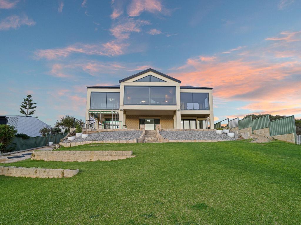 22 Caroline Way, Madora Bay, WA 6210